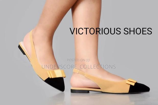 Unique Ladies Flat Open Shoes - thumbnail 2