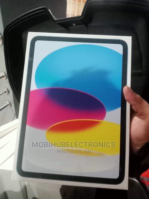 New Apple iPad 10.2 (2021) 64 GB Silver