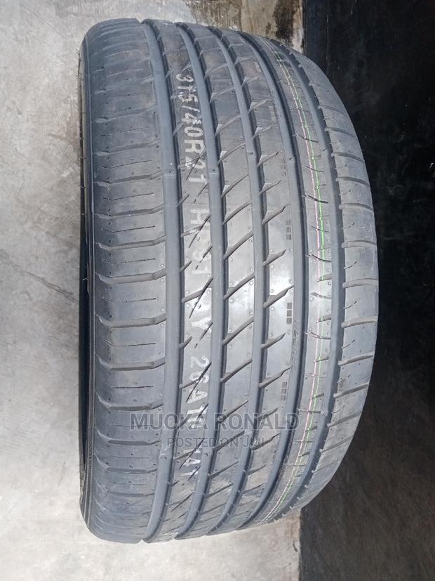315/40r21 Kumho Tyre Made in Korea