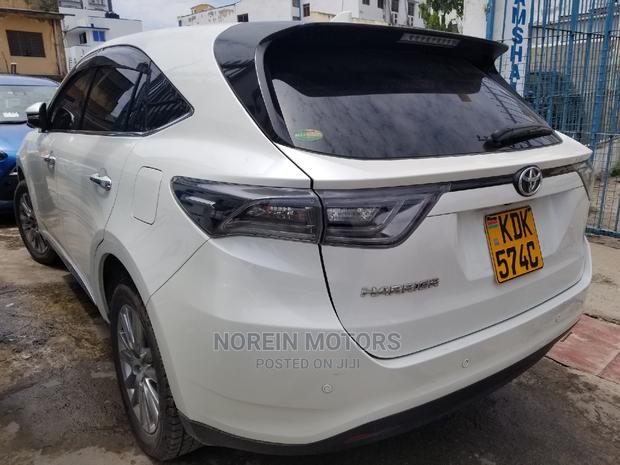 Toyota Harrier 2.0 4WD 2016 White - thumbnail 3