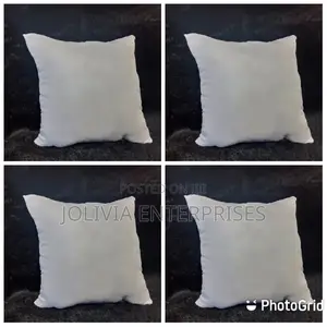 Fibre Throw Pillow