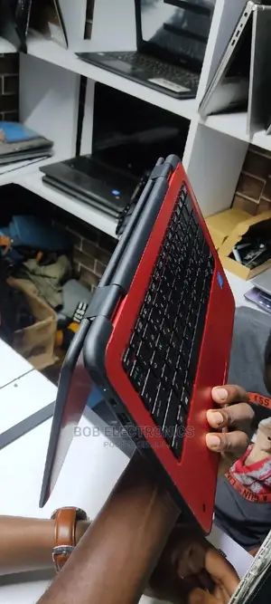 Laptop HP Envy X360 8GB Intel Celeron SSD 256GB