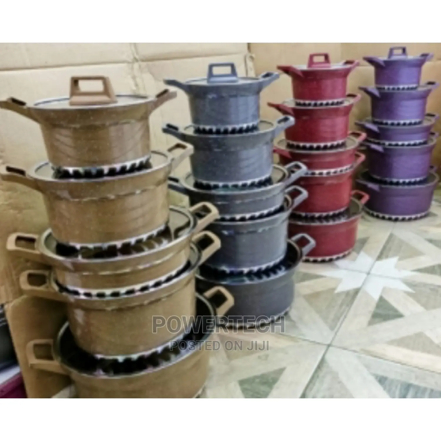 19 Pieces Bosch Cookware Set.