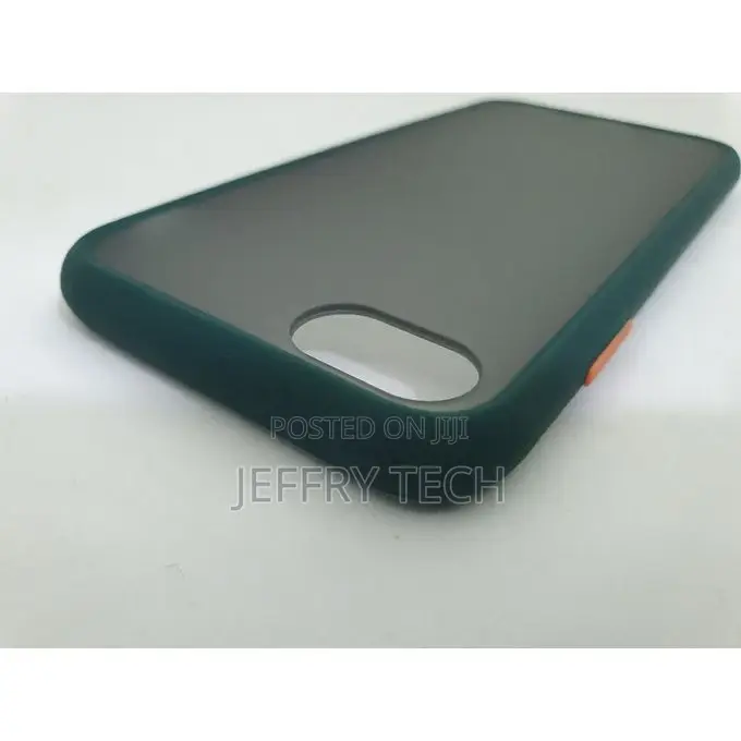 Silicone Cover With Soft Edges for Apple iPhone 7/ 8 - Dark