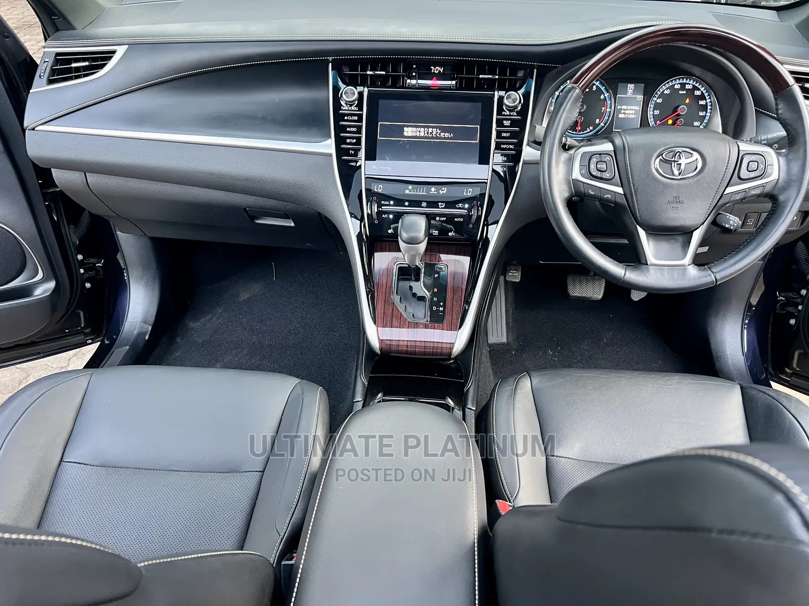 Toyota Harrier 2.0 4WD 2017 Blue