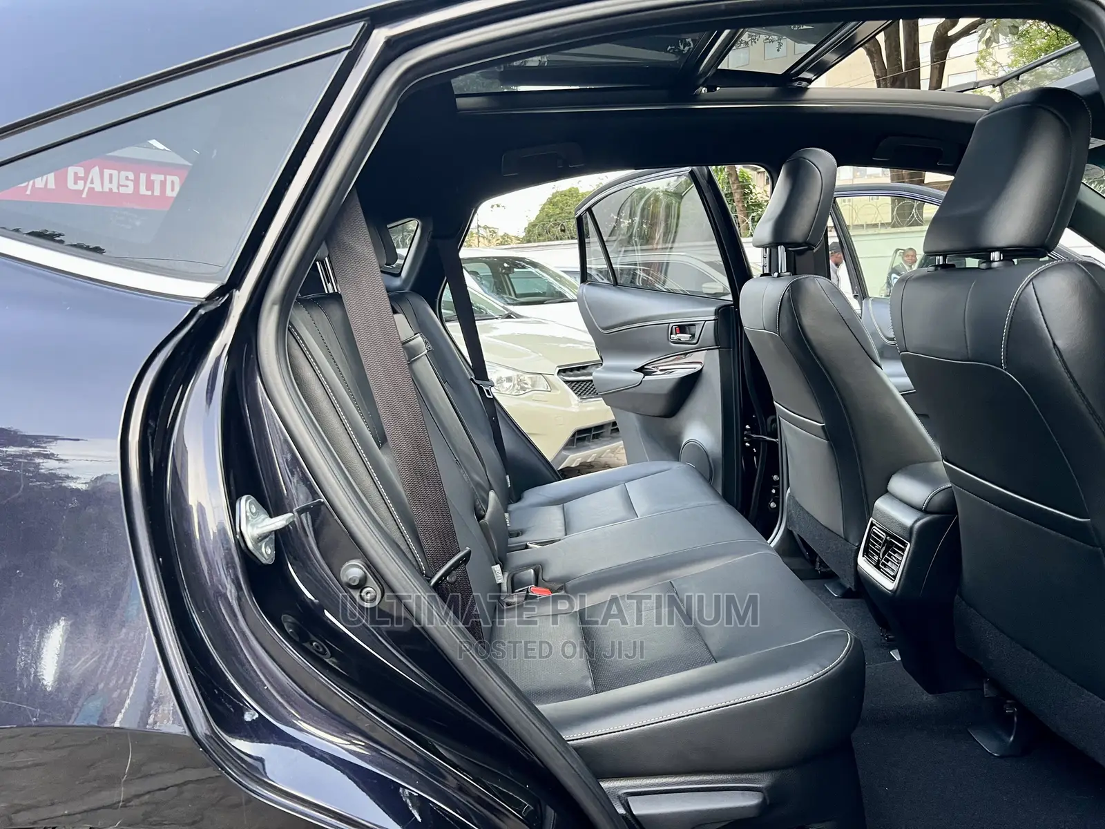 Toyota Harrier 2.0 4WD 2017 Blue