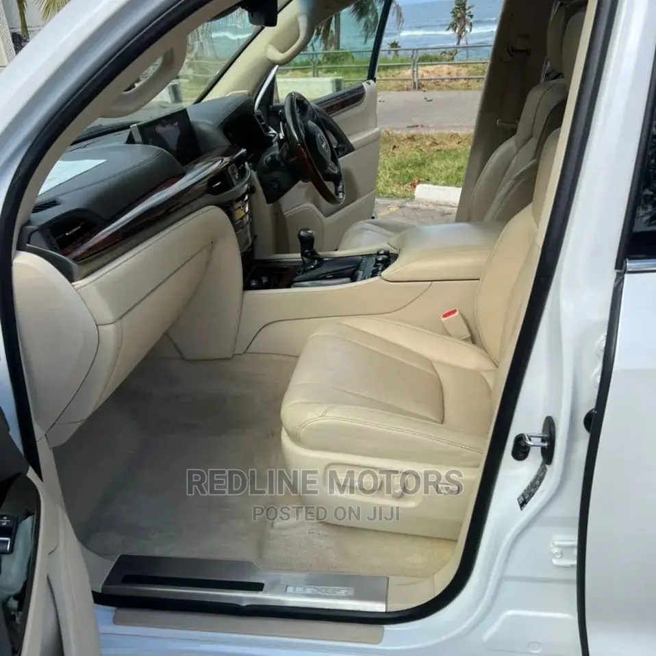 Lexus LX 2016 Pearl