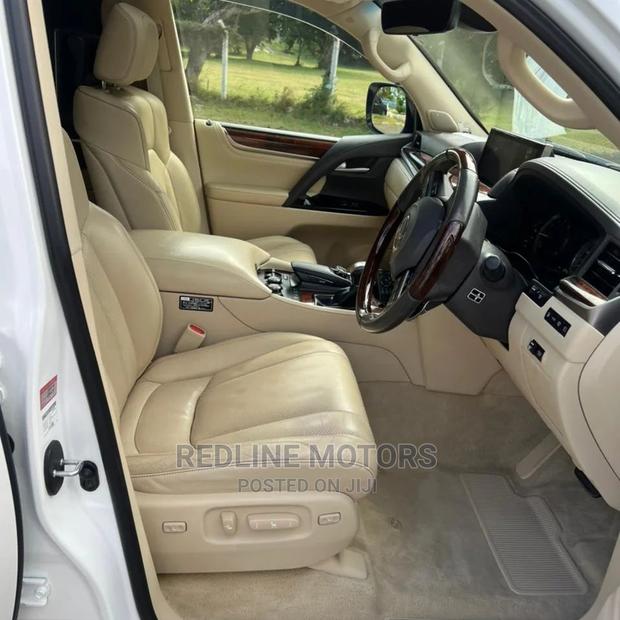 Lexus LX 2016 Pearl - thumbnail 5