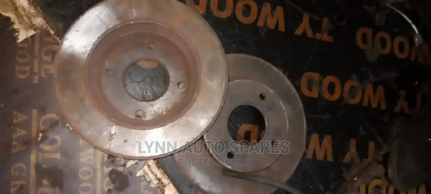 Toyota Noah Disk