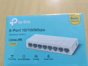 8-Port 10/100mbps Desktop Switch - thumbnail 2