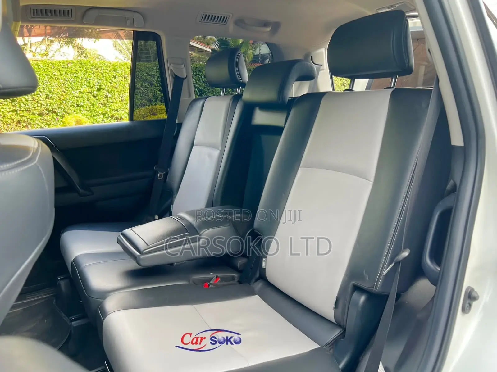Toyota Land Cruiser Prado 2015 White