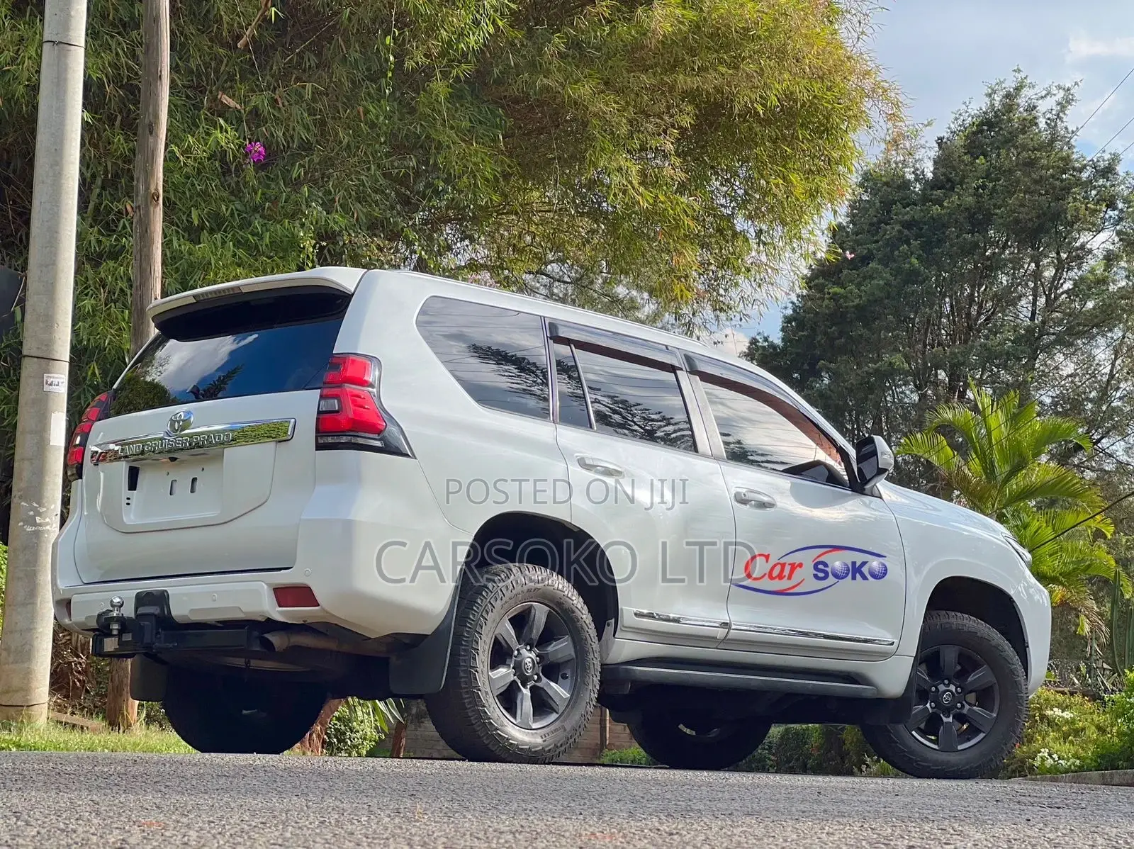 Toyota Land Cruiser Prado 2015 White