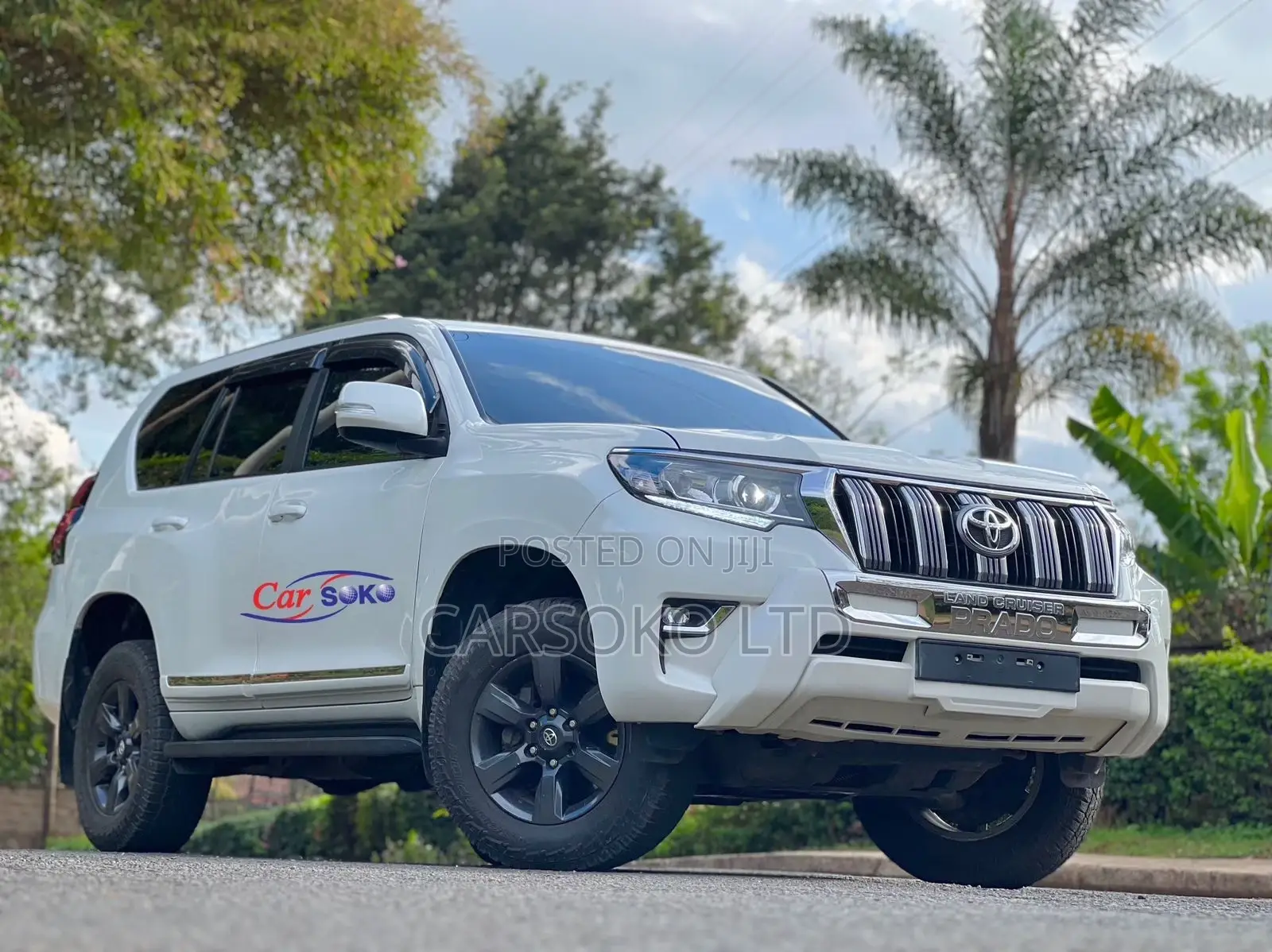 Toyota Land Cruiser Prado 2015 White
