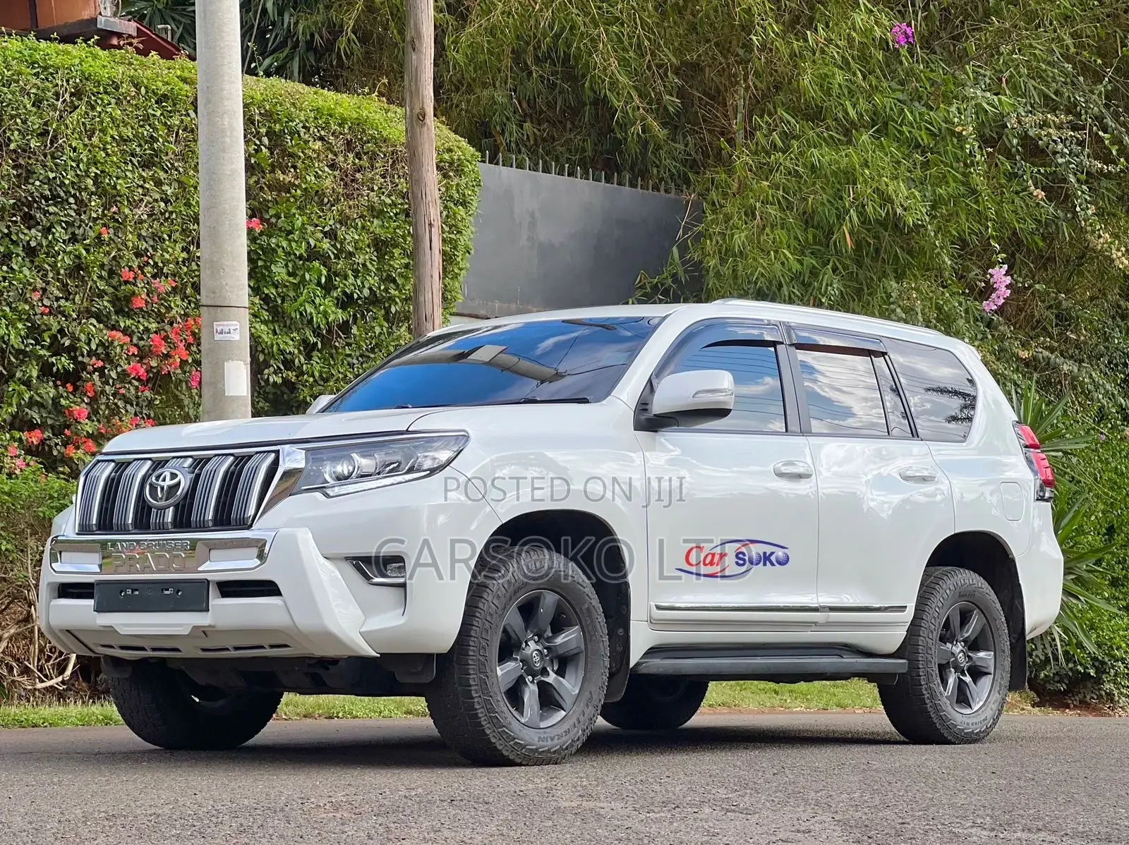 Toyota Land Cruiser Prado 2015 White