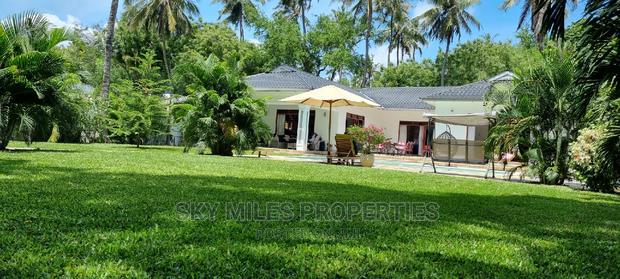 Fully Furnished 3 Bedroom Villa Available for Holiday's