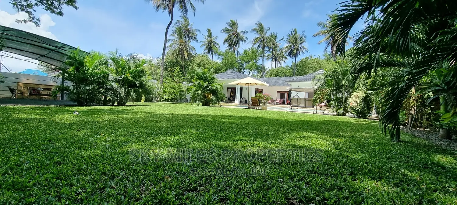 Fully Furnished 3 Bedroom Villa Available for Holiday's