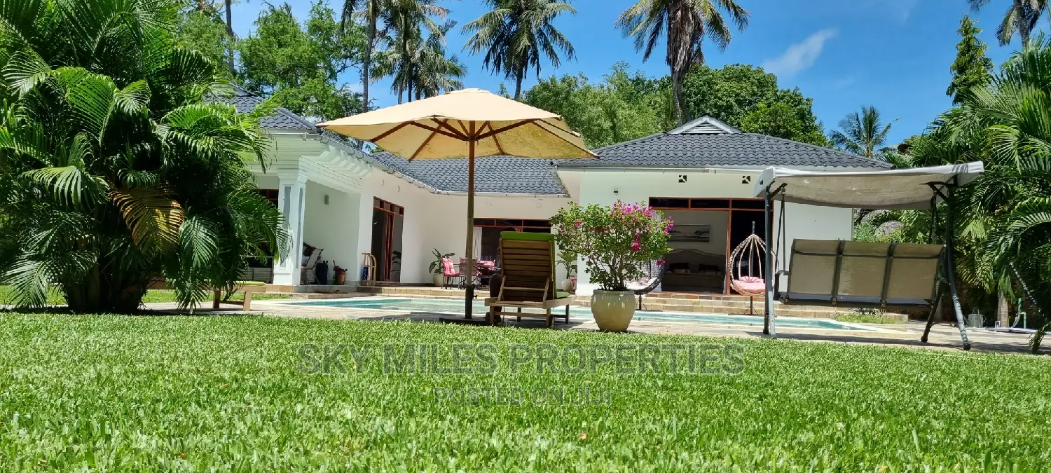 Fully Furnished 3 Bedroom Villa Available for Holiday's