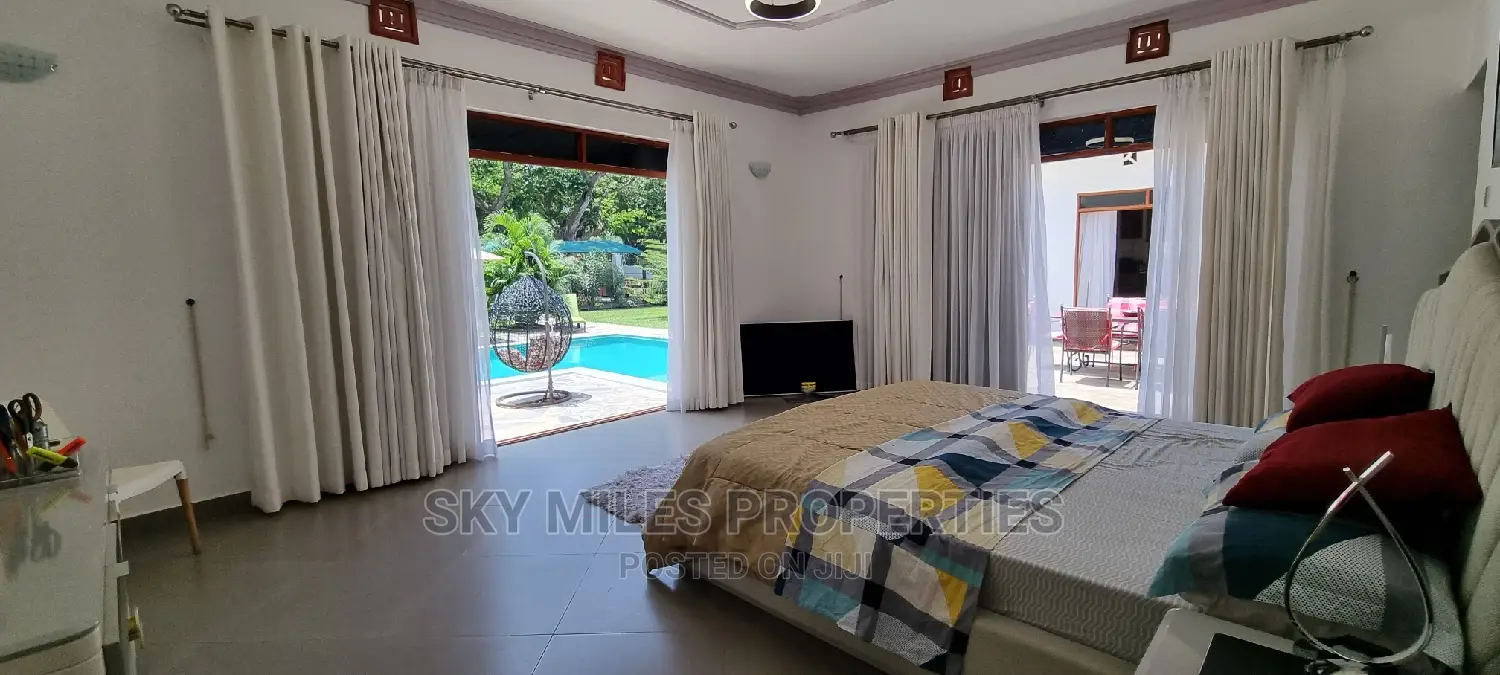 Fully Furnished 3 Bedroom Villa Available for Holiday's