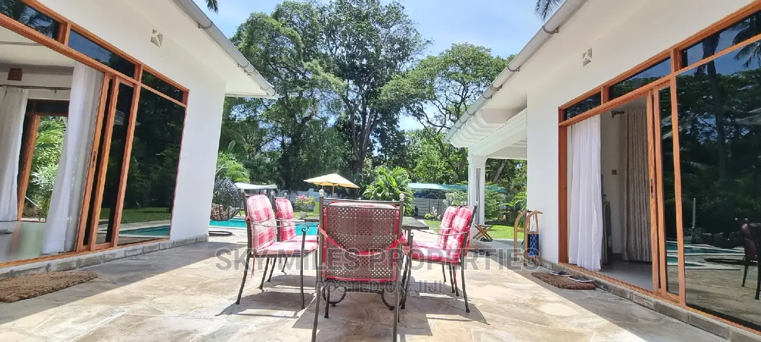Fully Furnished 3 Bedroom Villa Available for Holiday's
