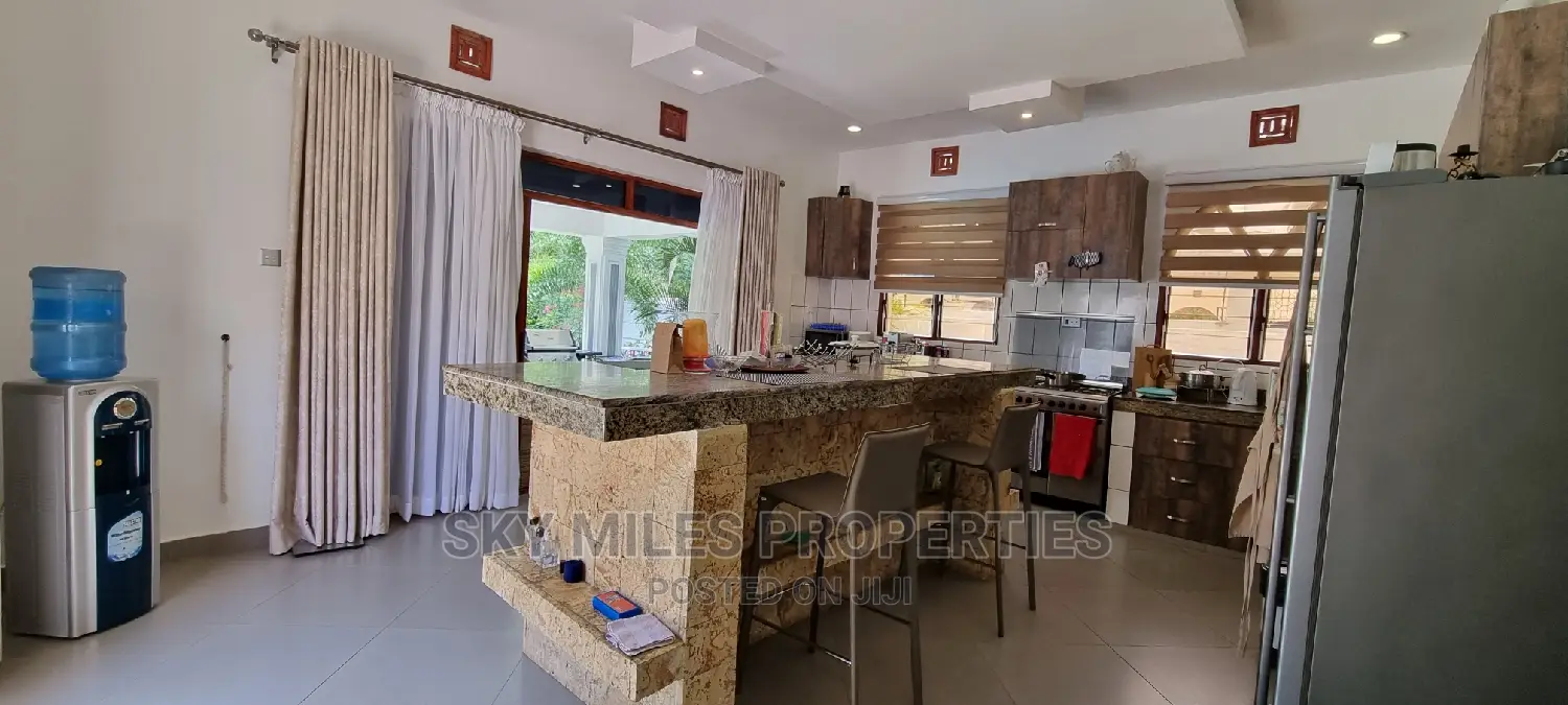 Fully Furnished 3 Bedroom Villa Available for Holiday's