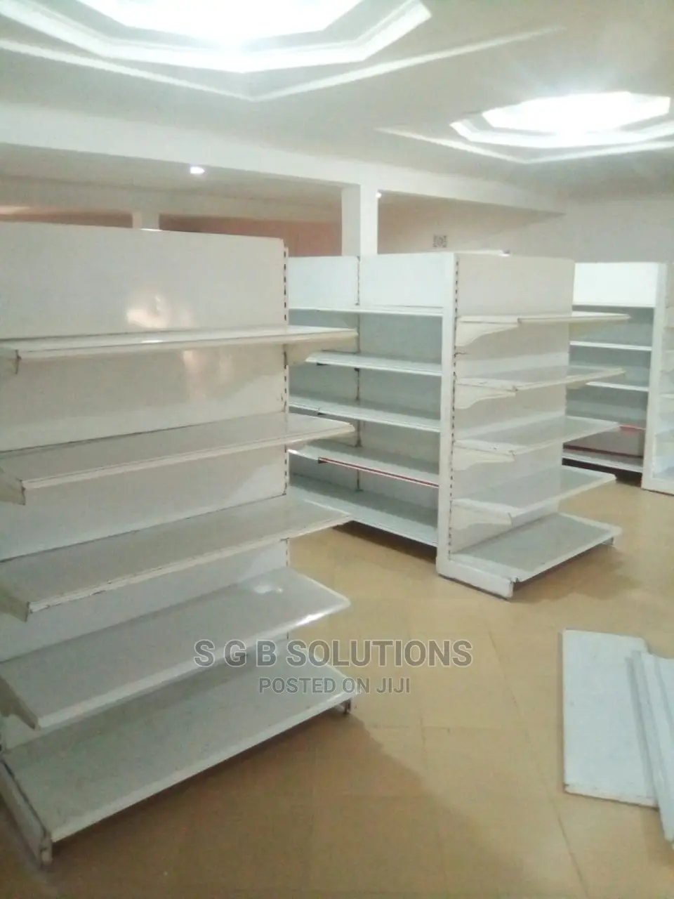 Used Clean Supermarket Shelves