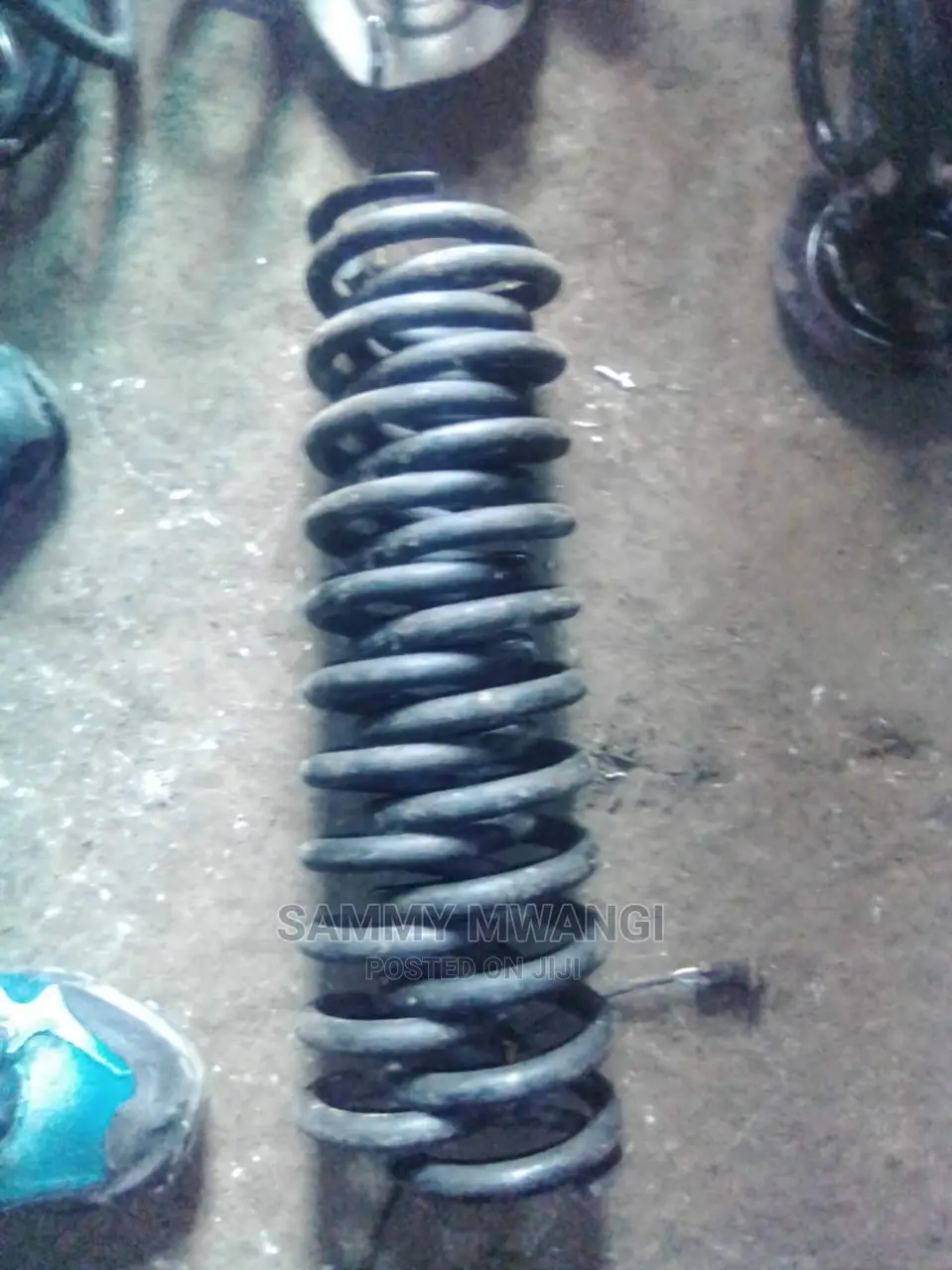 Mercedez Benz 124 Front Spring
