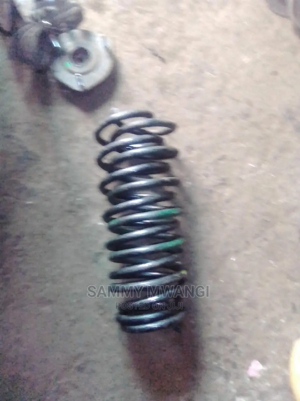 Mercedez Benz 124 Front Spring