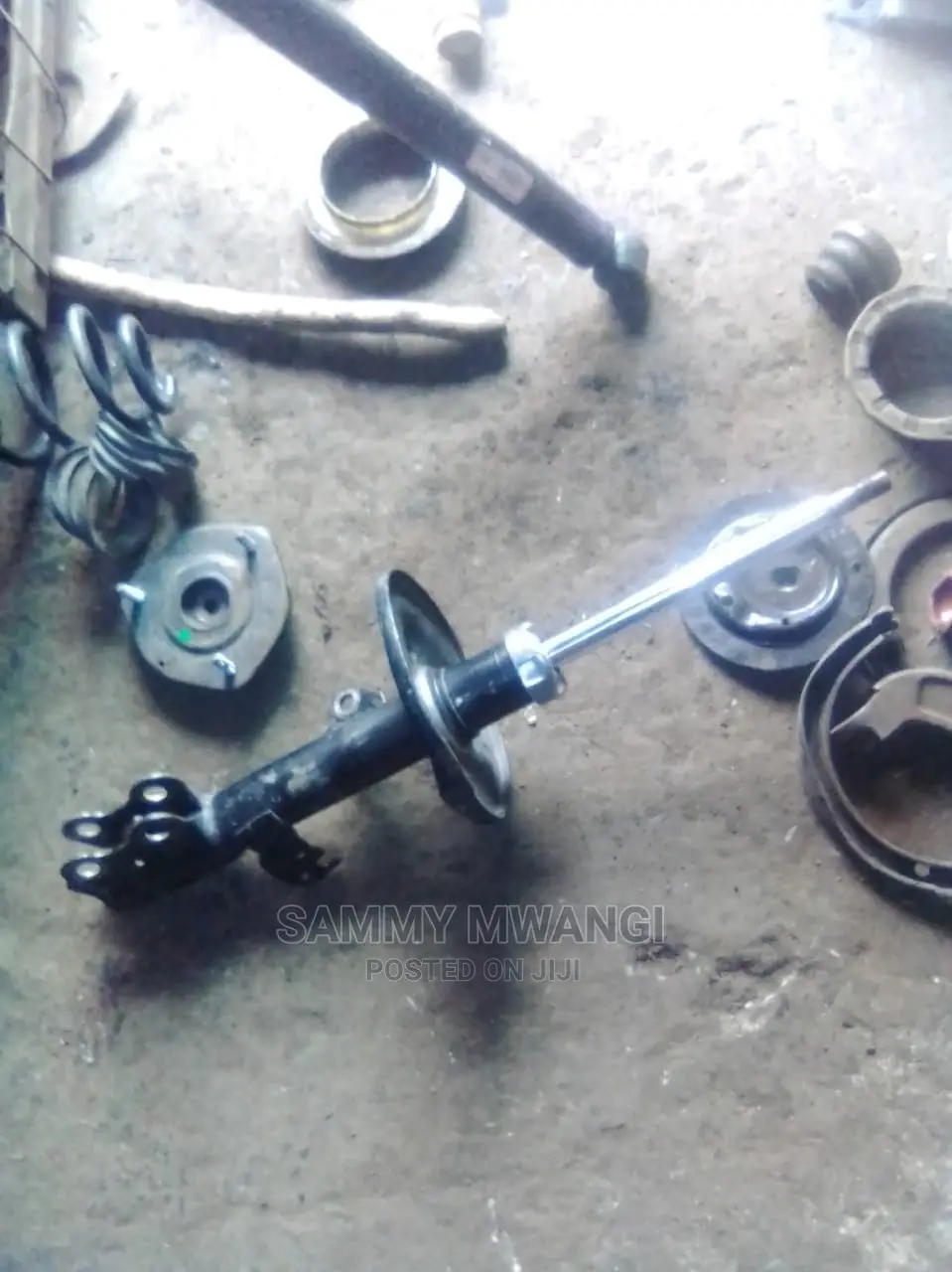 Toyota Premio Shocks