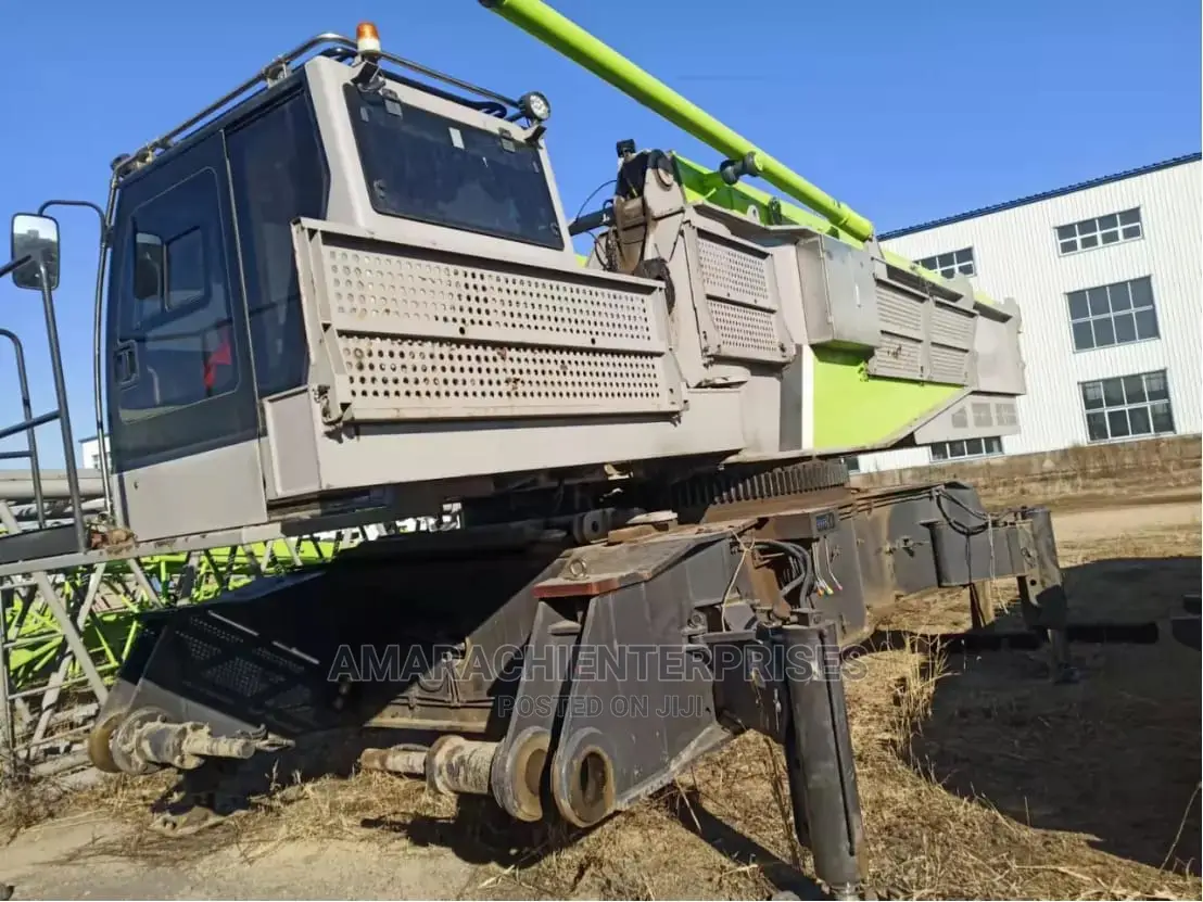 Trucks Cranes Lowbeds Excavator Tippers Hire