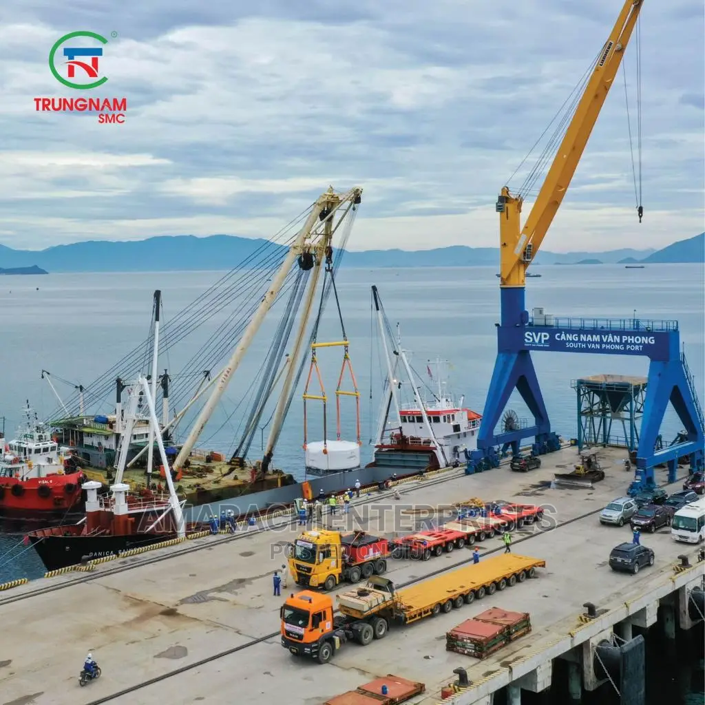 Containers Cranes Forklift Lowloaders