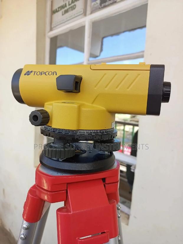 Topcon Dumpy Level Machine (Japan Model) - main view
