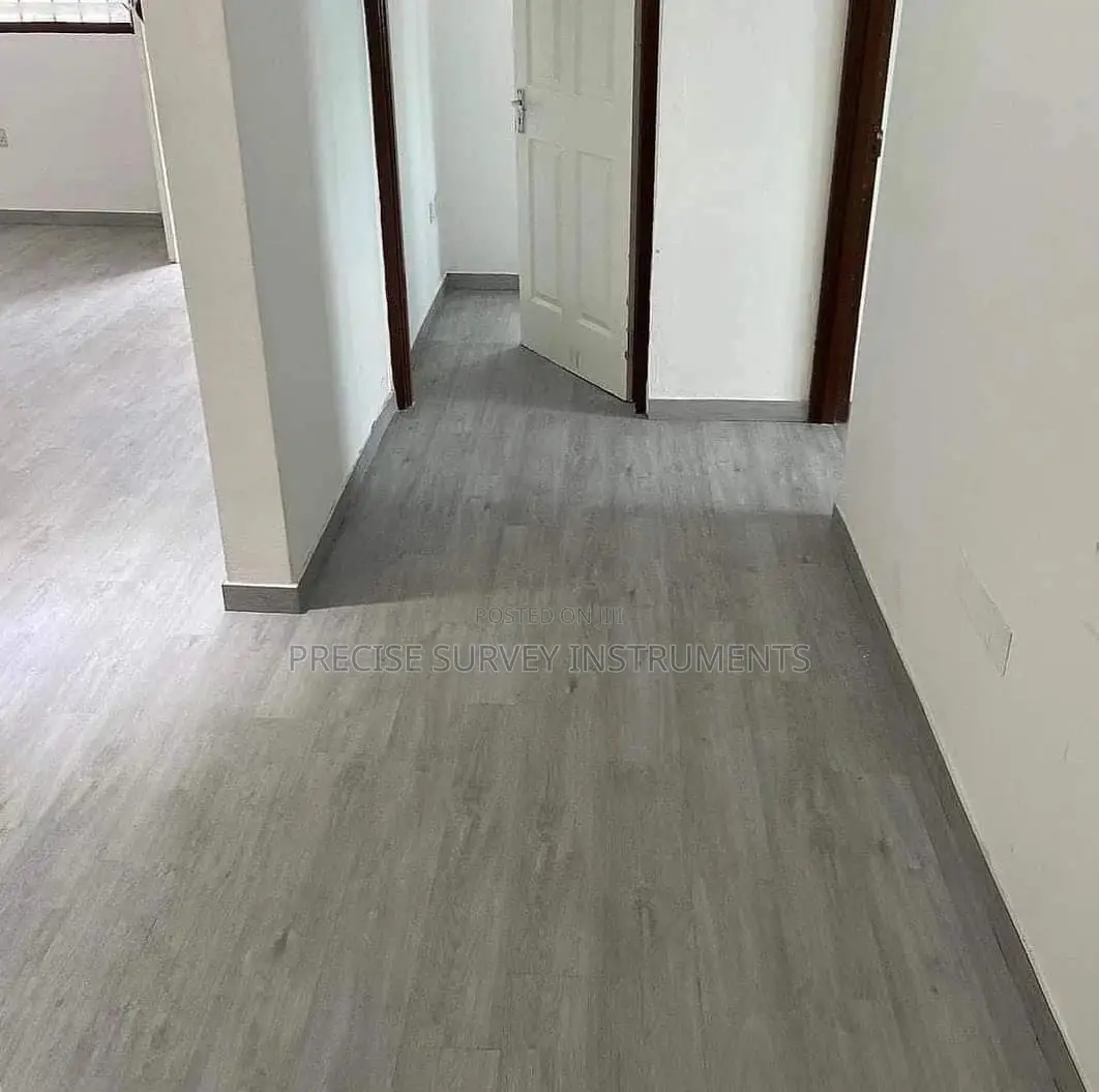 Laminate Self Stick Floor Tiles