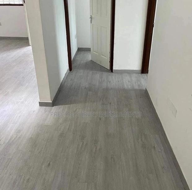 Laminate Self Stick Floor Tiles - main view