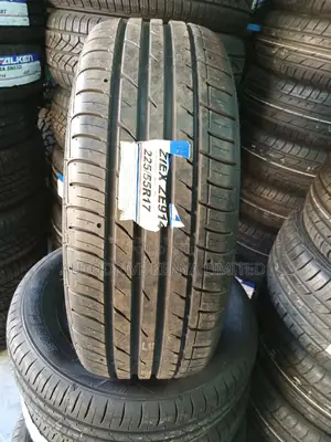 225/55r17 Falken 101W