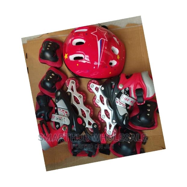 Skate Shoe Helmet Full Set - main view