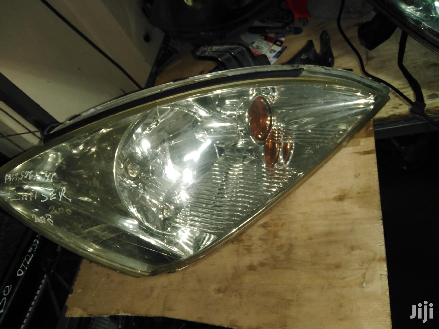 Mitubishi Lancer 2008 Headlights