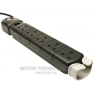 APC P5bt-Uk Essential Surgearrest 5 Outlets Powerstrip