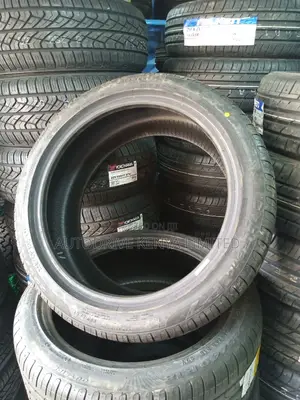 225/45r18 Pirelli R-F
