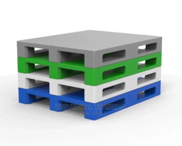 Premium Flat Top Layer Plastic Pallets - HD