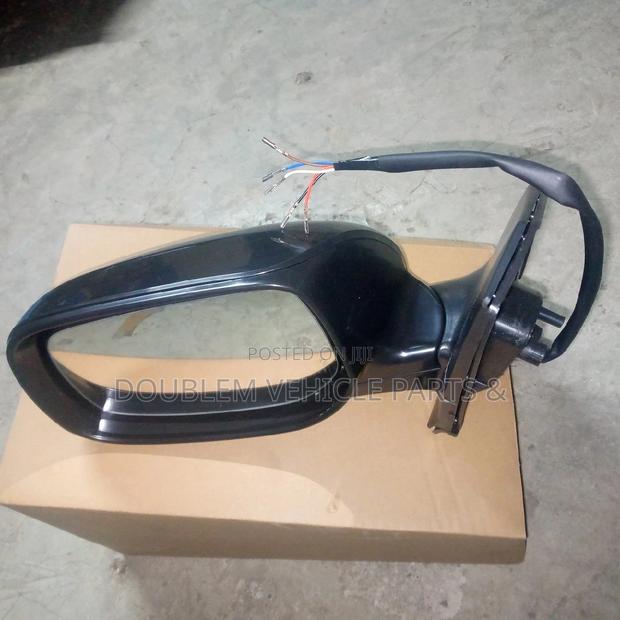 Side Mirror Fielder/Axio Automatic 5 Wire Without Indicator - thumbnail 3