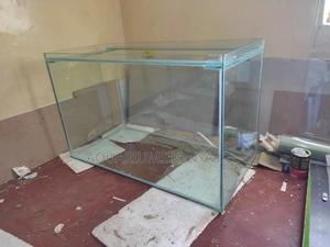 Building Big Aquariums for Commercial Aquariums or Home Use - thumbnail 2