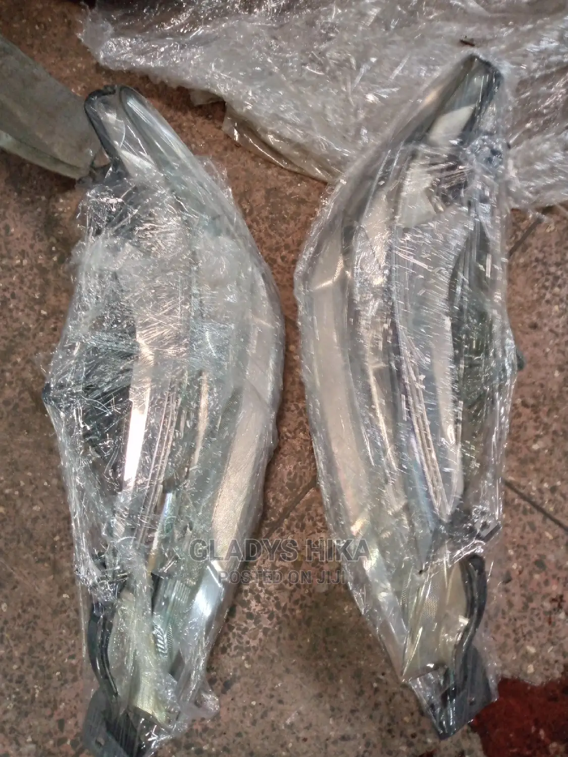Fielder 165 Xenon Headlights