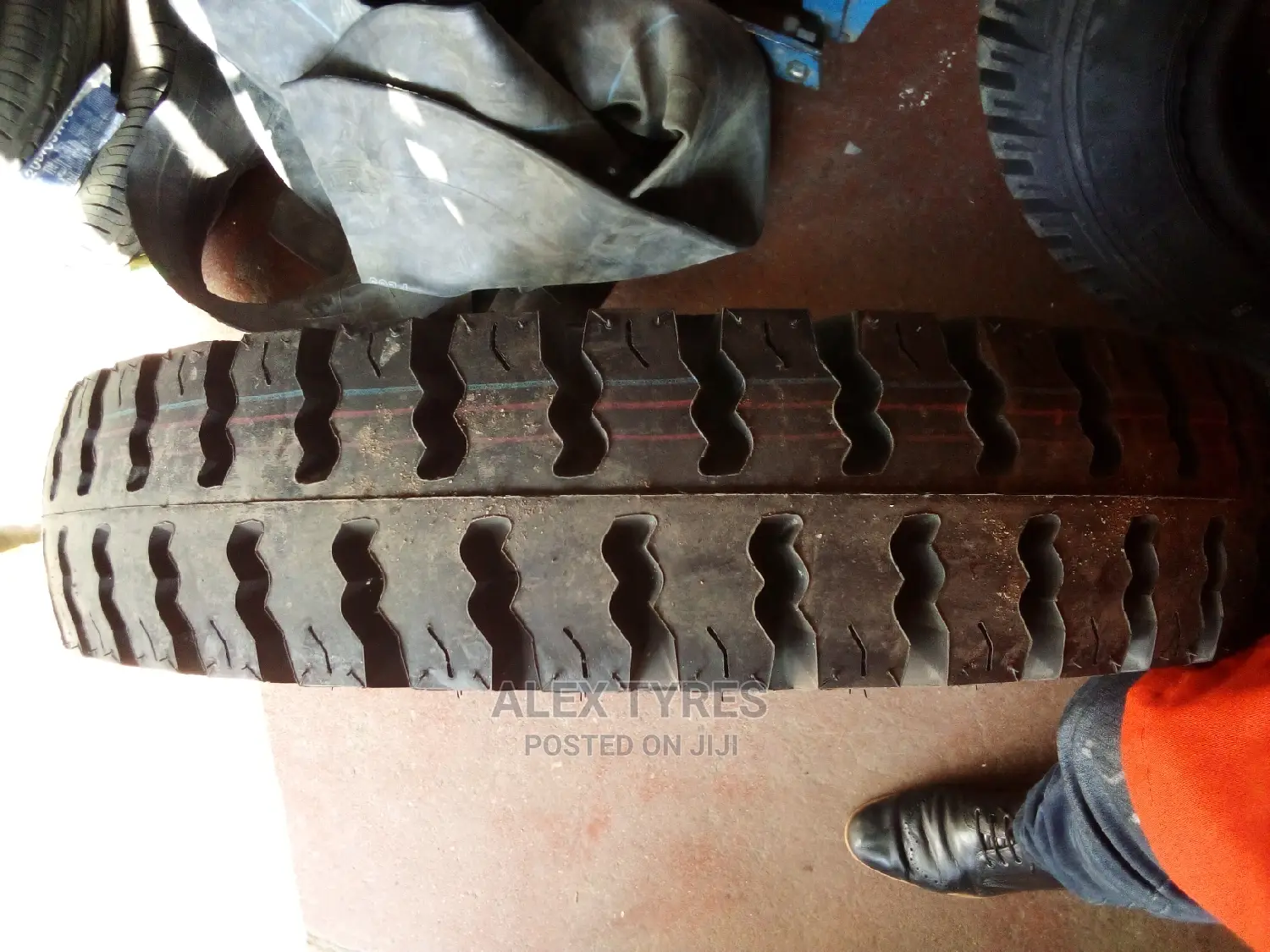 700R16 MRF Tyres Made in India