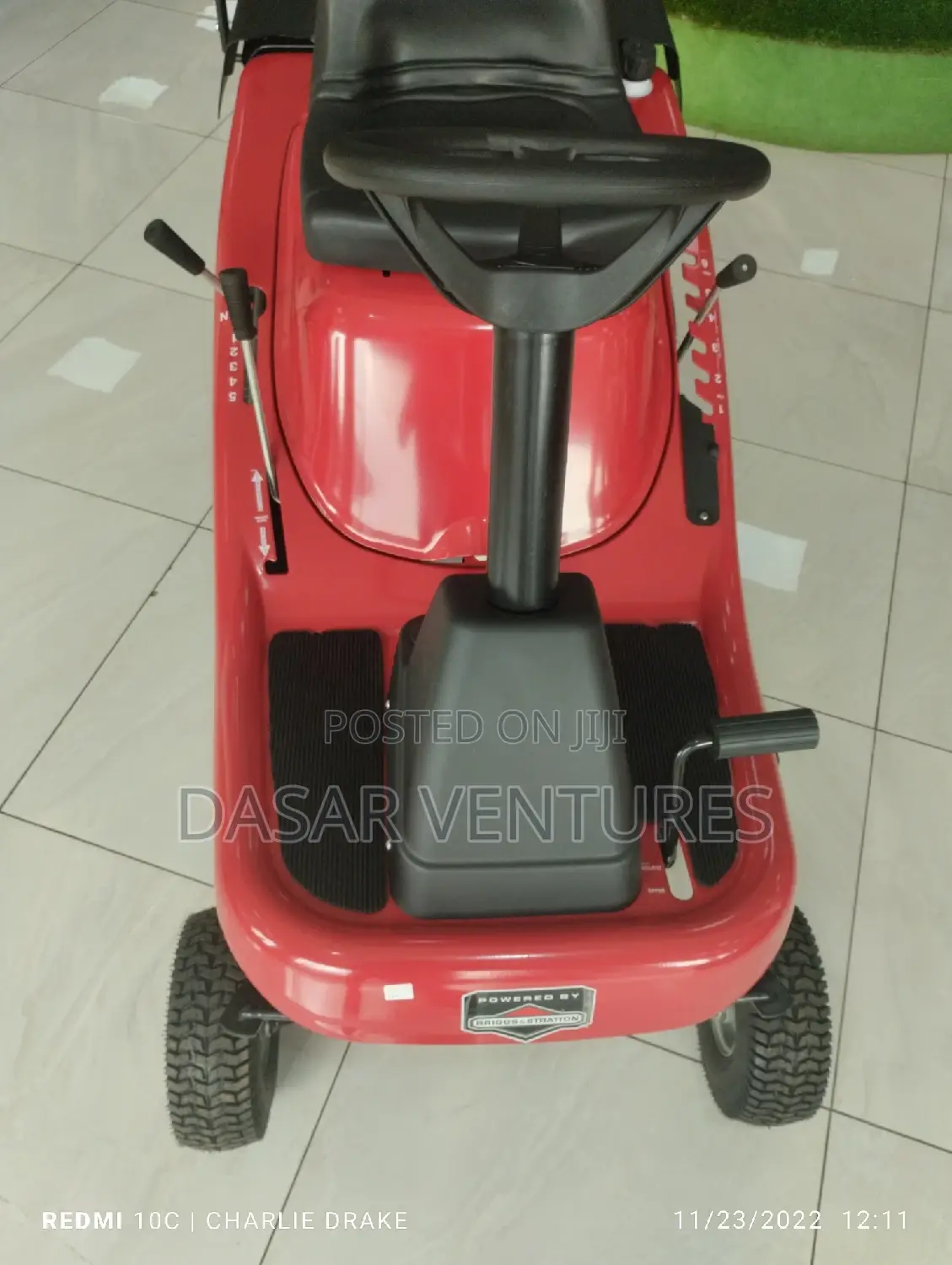 12ho Briggs and Stratton Lawn Mower