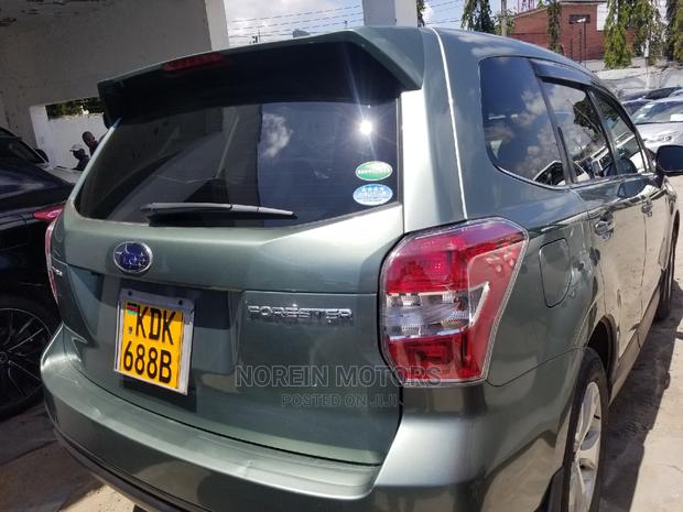 Subaru Forester 2015 Green - thumbnail 6