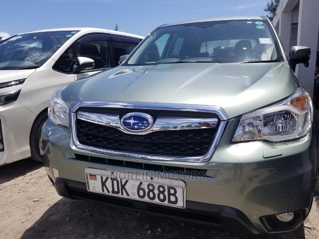 Subaru Forester 2015 Green - thumbnail 2