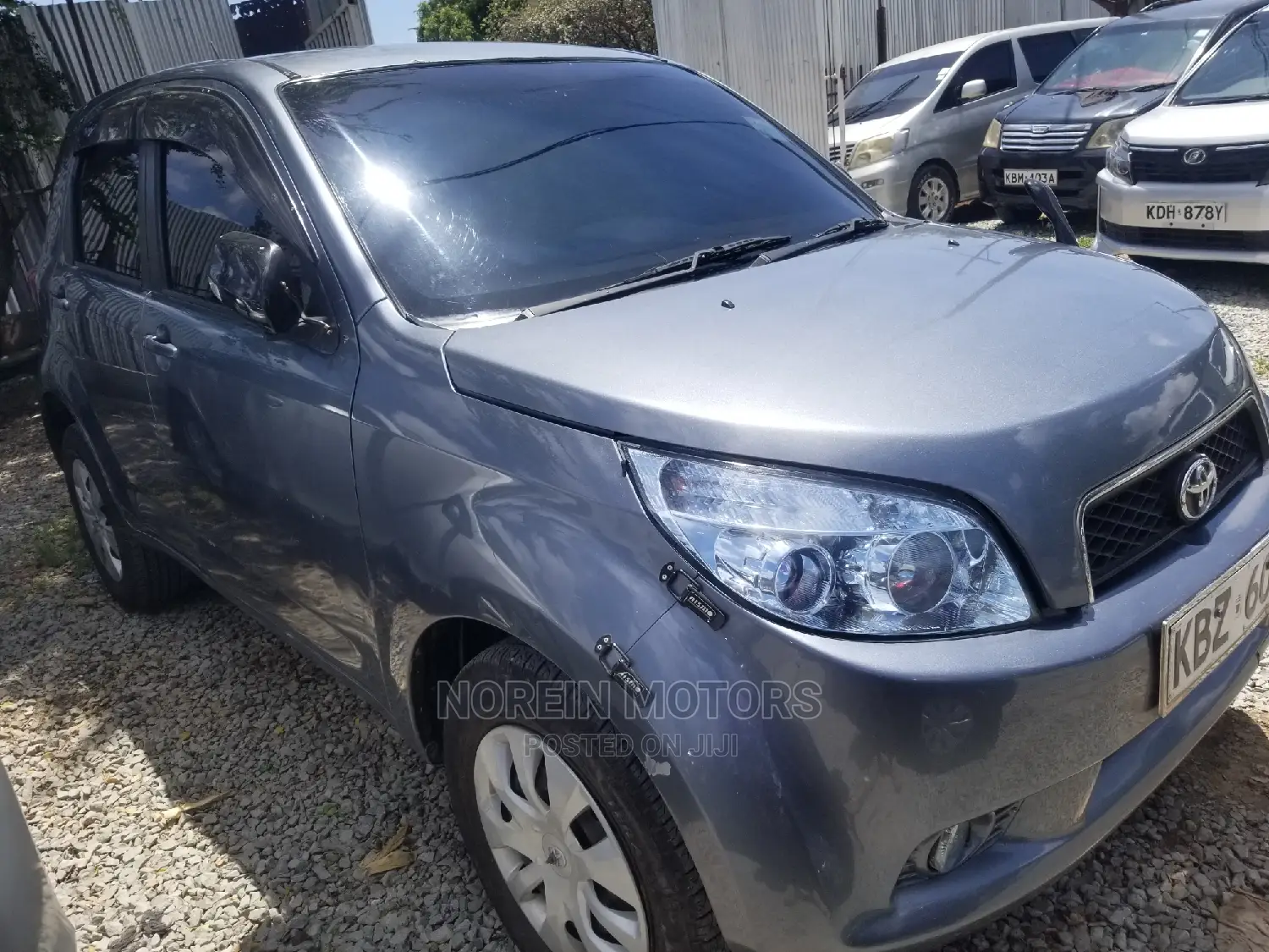 Toyota Rush 1.5 AWD 2012 Gray