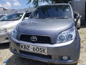 Toyota Rush 1.5 AWD 2012 Gray