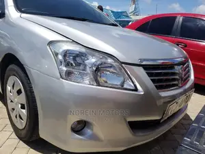 Toyota Premio 1.8 AWD 2013 Silver