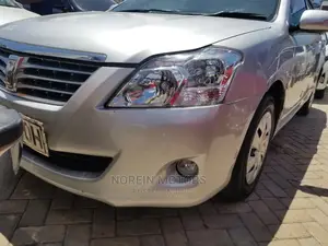 Toyota Premio 1.8 AWD 2013 Silver